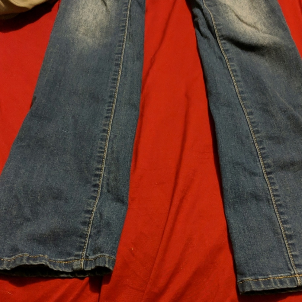 Jeans - Picture 2 of 3